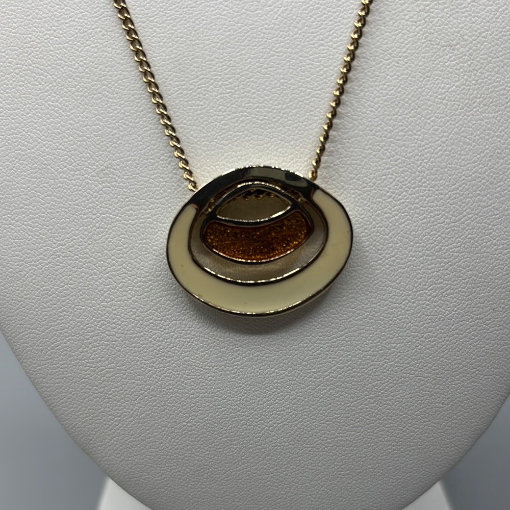 Vintage Sarah Coventry Sierra Enamel Pendant Necklace JP385